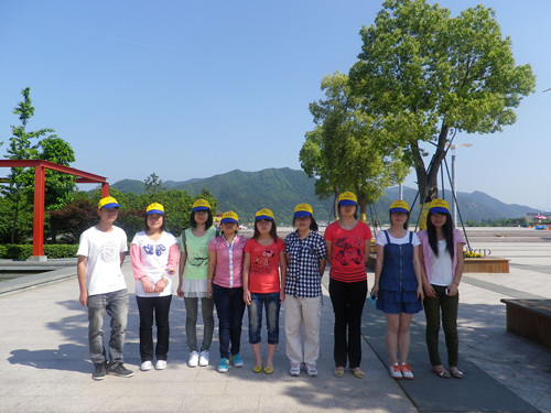 tyc41183太阳成集团青协环保灵湖行