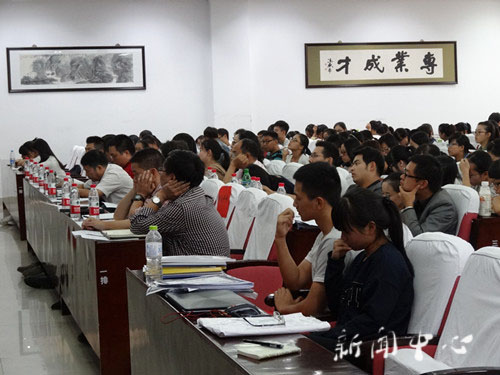 tyc41183太阳成集团开展2013学年优良学风班评选活动